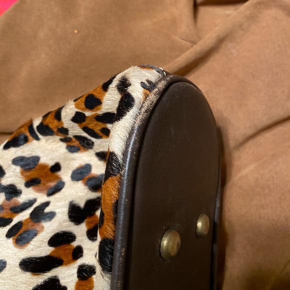 American West Animal Print Shoulder Bag. - Picture 11 of 16